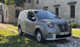 Citroen Berlingo 2CV Fourgonnette front